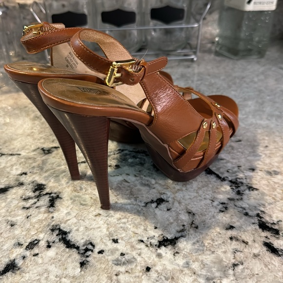 Michael Kors heels - Picture 5 of 12